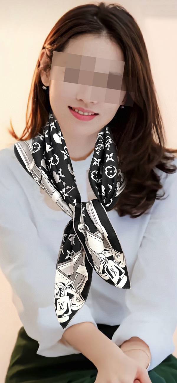 Louis Vuitton Scarf LVC00524